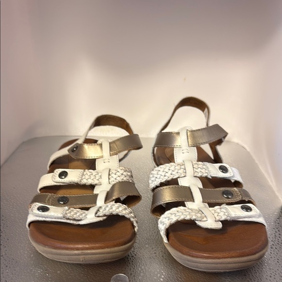 Rockport White and Tan Comfort Sandals with Adjustable Straps - Picture 1 of 7